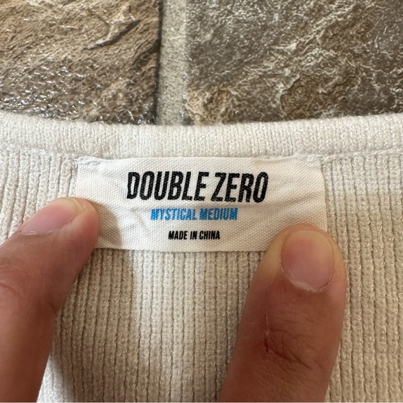 Double Zero Ivory Ribbed Tank Size Medium - Picture 3 of 7